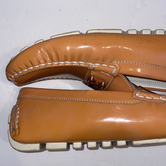 LOUIS VUITTON SUHALI ROSE LOMBOK
DRIVING LOAFER - Picture 12 of 14